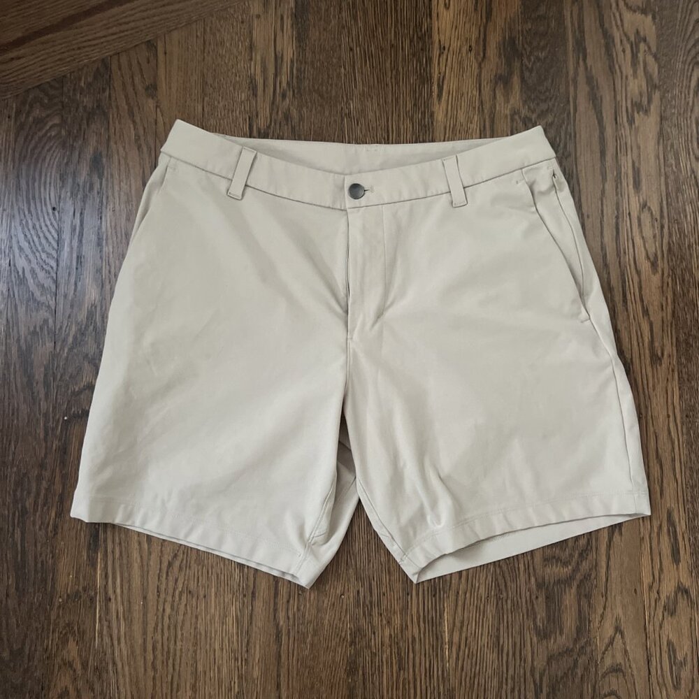 Lululemon Commission Shorts Men's 32 7" Inseam Beige Tan Canvas Chino
